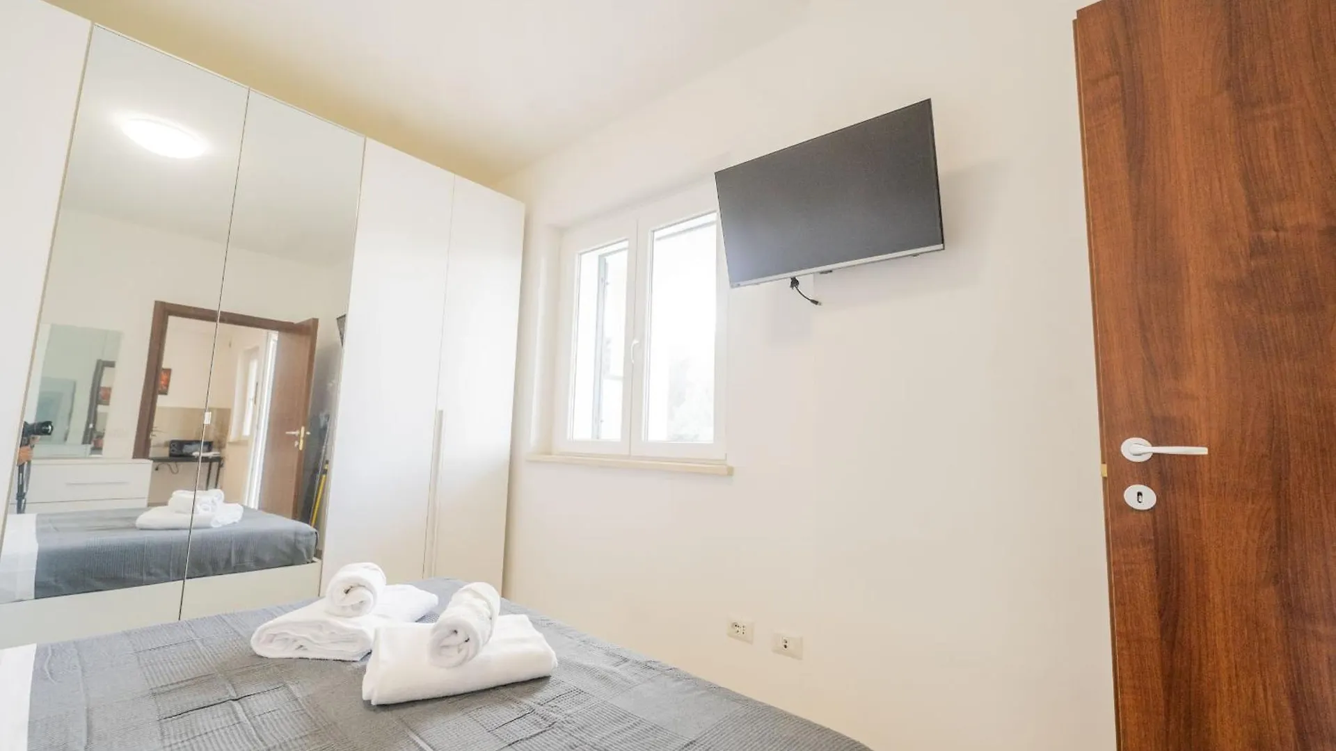 Terraced Apartment By The Ancient Appian Way 6 Roma