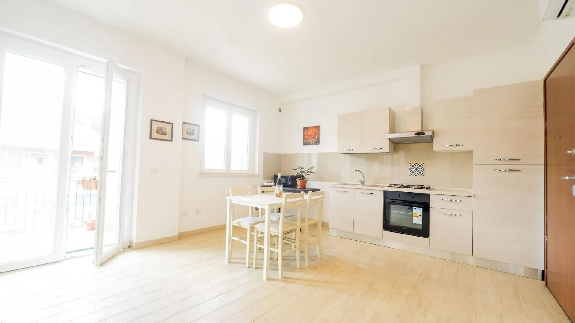 Terraced Apartment By The Ancient Appian Way 6 Rome