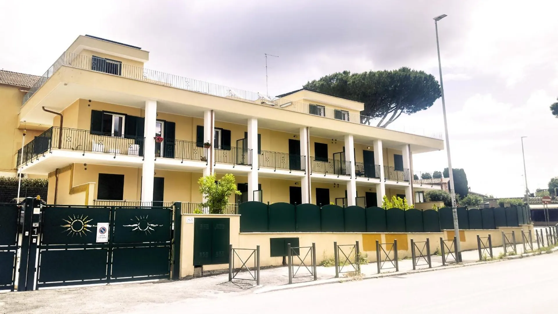 Terraced Apartment By The Ancient Appian Way 6 Rome Italy